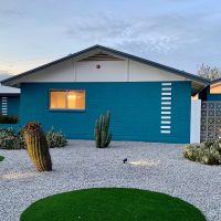 Mid-century modern home in Hy-View Scottsdale