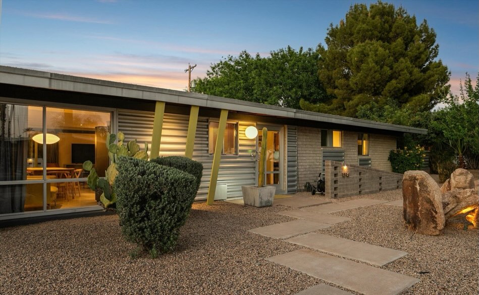 I know this Haver well.

I sold this Ralph Haver designed home in Starlite Vista back in 2024, and it’s on the market ag